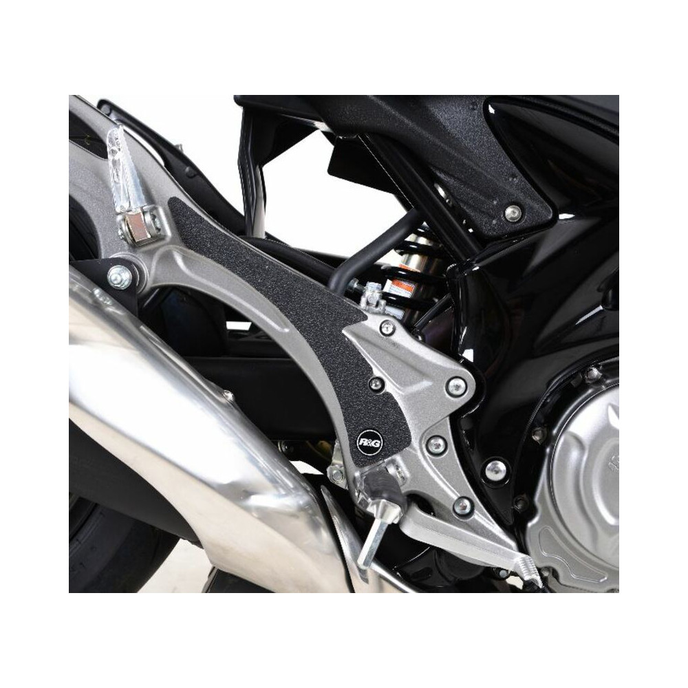 Adhésif anti-frottement R&G RACING platine repose-pieds noir 2 pièces Suzuki Gladius SFV 650