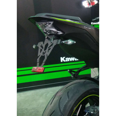 Support de plaque V PARTS noir Kawasaki Z900