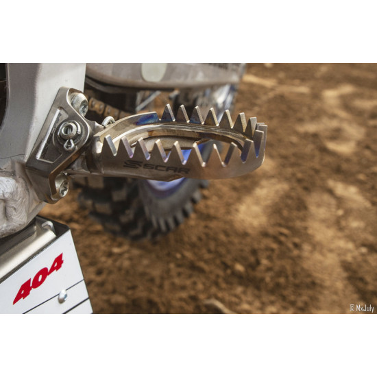 Support de repose-pieds SCAR titane Yamaha YZ125